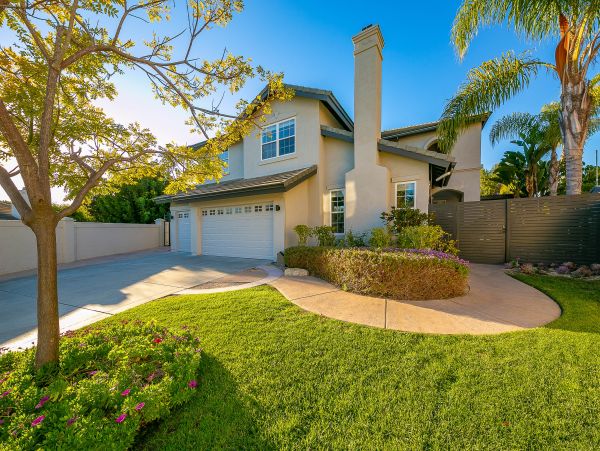 Amazing Chula Vista Vacation Rental 5 Bedrooms & Pool
