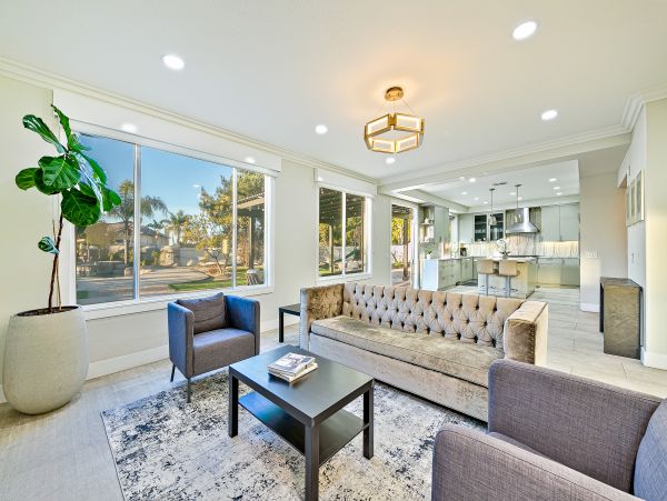 Amazing Chula Vista Vacation Rental 5 Bedrooms & Pool