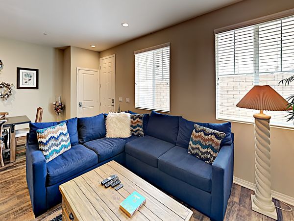 Coronado Home 1023049