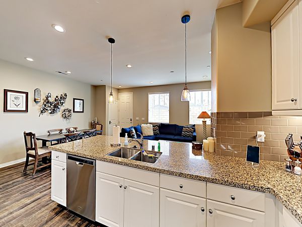 Coronado Home 1023049