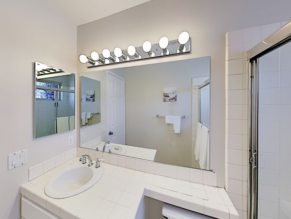 Oceanfront 2 Bedroom Condo in Imperial Beach Sleeps 6