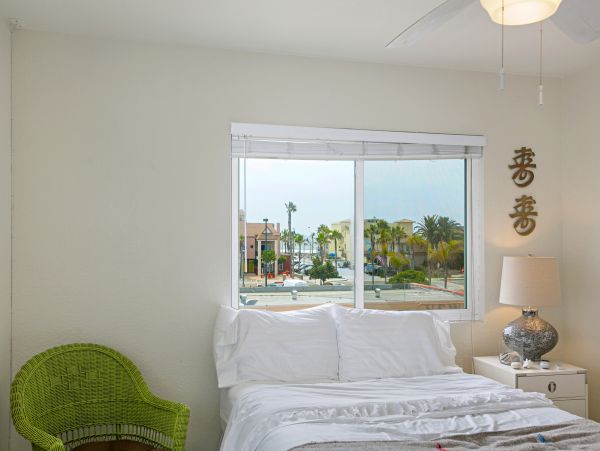 Coronado Home 1023051