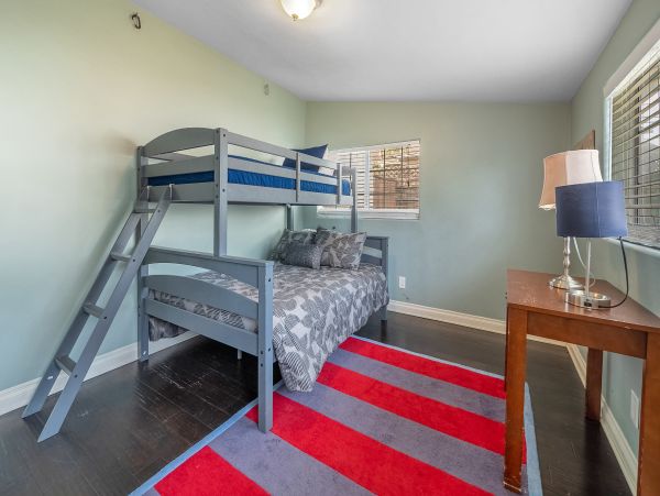 Lovely La Mesa 3 Bedroom Home Patio & Firepit