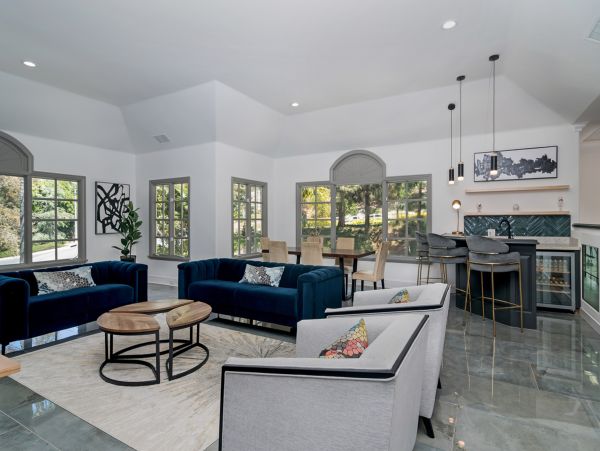 La Mesa Luxury 5 Bedroom Estate Game Room & Outdoor Kitchen