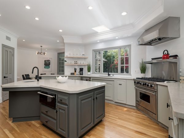 La Mesa Luxury 5 Bedroom Estate Game Room & Outdoor Kitchen