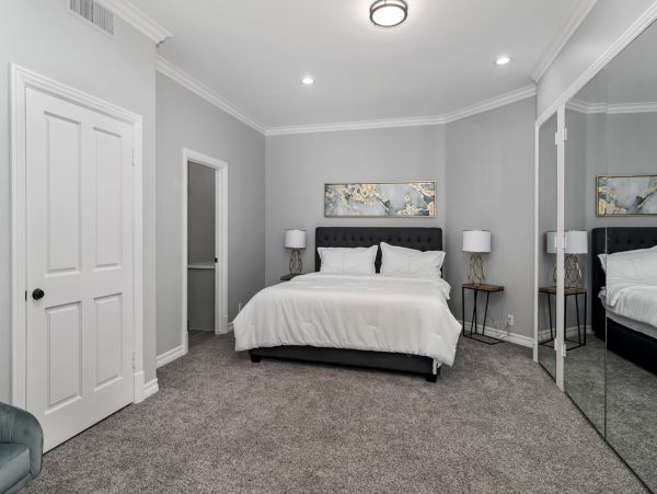 La Mesa Luxury 5 Bedroom Estate Game Room & Outdoor Kitchen