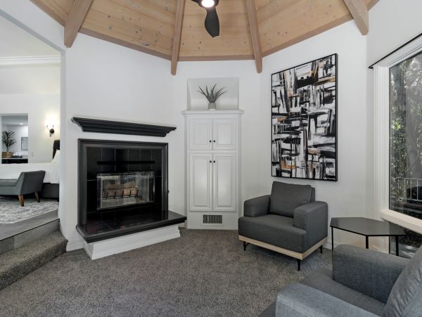 Coronado Home 1023055