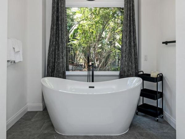 Coronado Home 1023055
