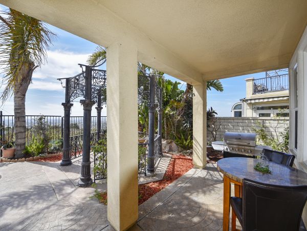 Coronado Home 1023058