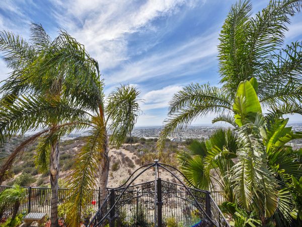 Coronado Home 1023058