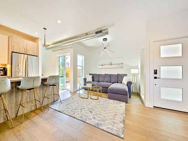 Coronado Home 1023060