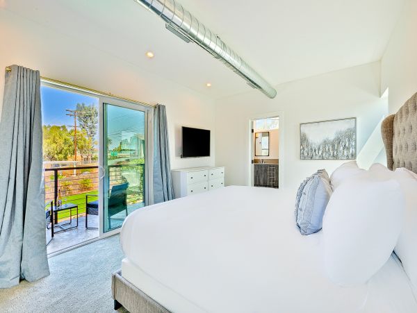 Coronado Home 1023060