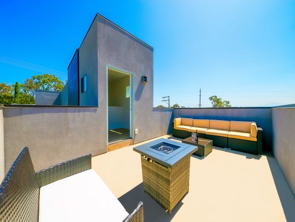 Coronado Home 1023060