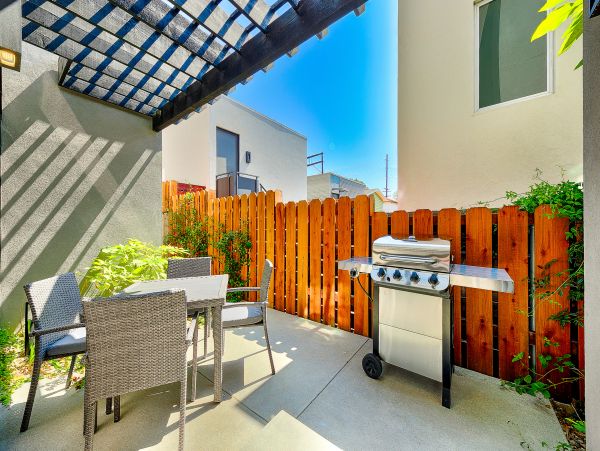 Coronado Home 1023060