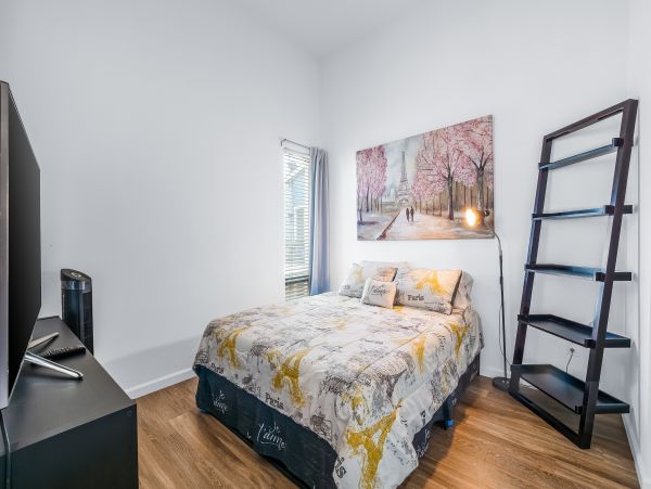 Coronado Home 1023061