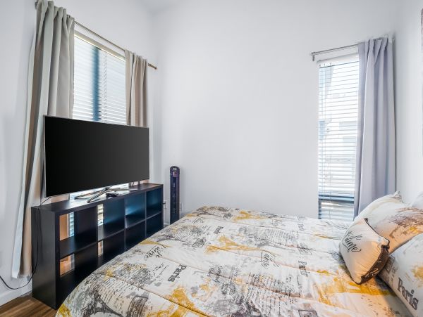 Coronado Home 1023061