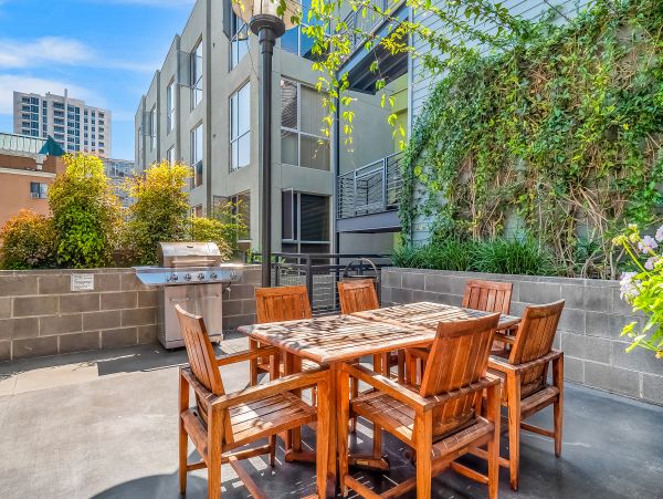 Coronado Home 1023061