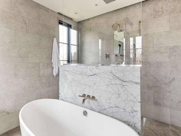 Nine Bedroom Luxury Vacation Pool Villa in the Hamptons