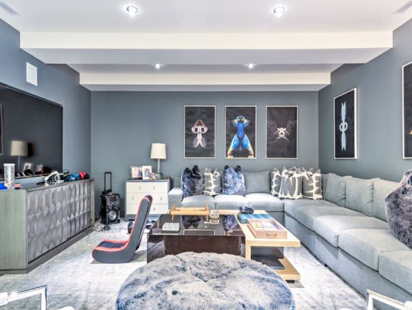 Nine Bedroom Luxury Vacation Pool Villa in the Hamptons