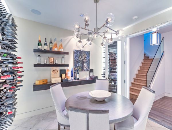 Nine Bedroom Luxury Vacation Pool Villa in the Hamptons