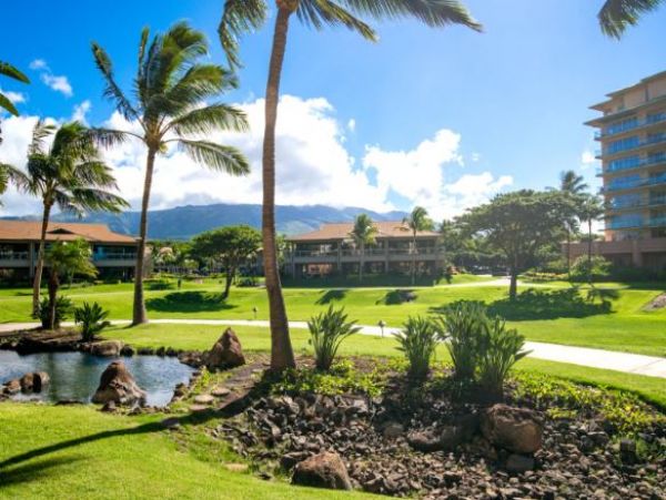 Kaanapali Vacation Villa with Communal Pool 8 Guests