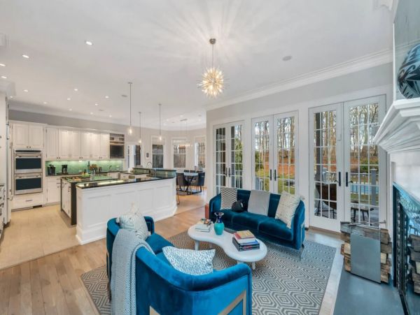 Luxury Water Mill 6 Bedroom Home Sleeps 16