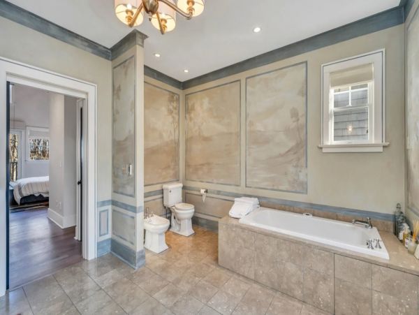 Luxury Water Mill 6 Bedroom Home Sleeps 16