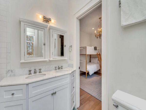 Luxury Water Mill 6 Bedroom Home Sleeps 16