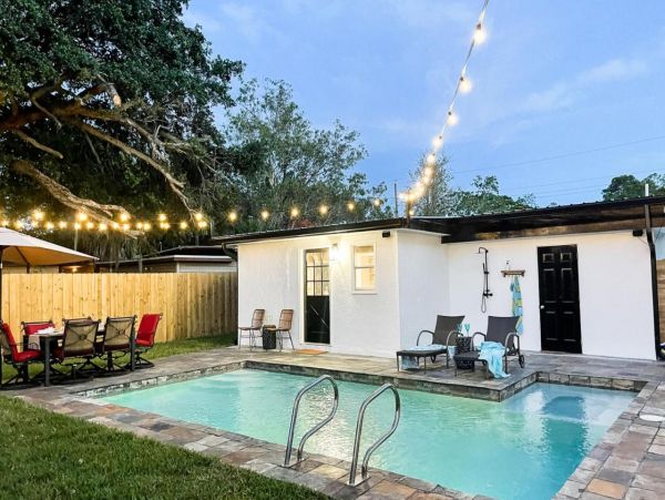 Four Bedroom Home in Sarasota with Private Pool