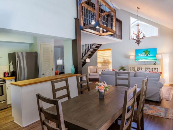 Naples Vacation Cottage with Private Saltwater Pool 5 Guests