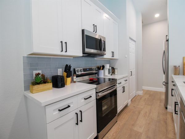 Chic Coastal 3 Bedroom Home with Pool in Port Charlotte