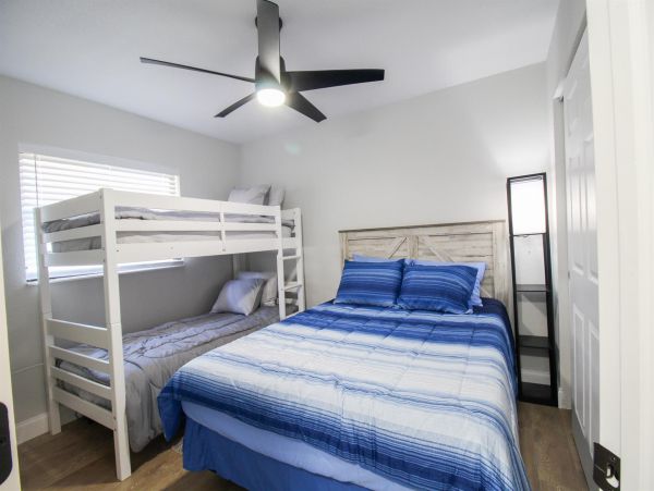 Chic Coastal 3 Bedroom Home with Pool in Port Charlotte