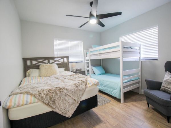 Chic Coastal 3 Bedroom Home with Pool in Port Charlotte