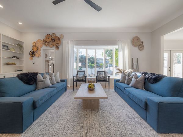 Updated luxury home in Premium location