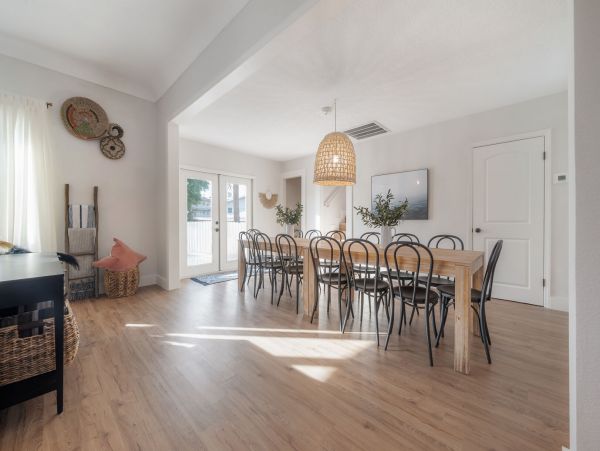 Updated luxury home in Premium location
