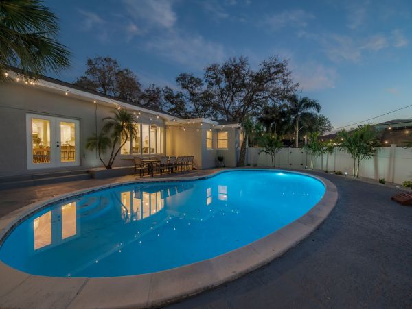 Updated luxury home in Premium location