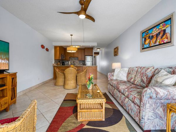 Kihei One Bedroom Vacation Condo - Great Location!