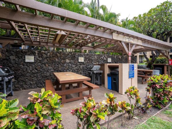 Kihei One Bedroom Vacation Condo - Great Location!