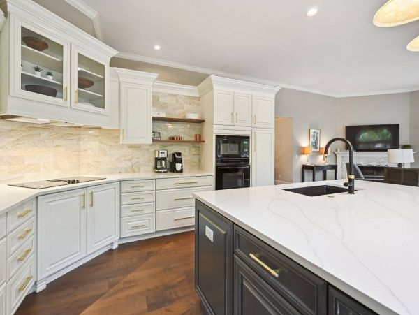 Tranquil 5-Bedroom Retreat with Resort Amenities in Hilton Head