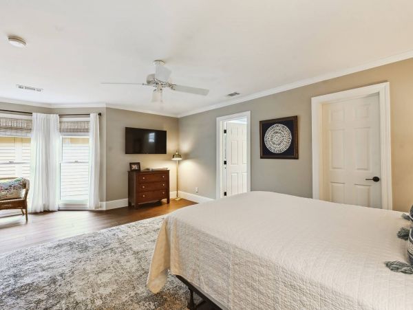 Tranquil 5-Bedroom Retreat with Resort Amenities in Hilton Head