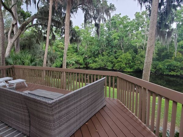 Tranquil 5-Bedroom Retreat with Resort Amenities in Hilton Head