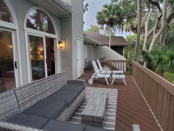 Tranquil 5-Bedroom Retreat with Resort Amenities in Hilton Head