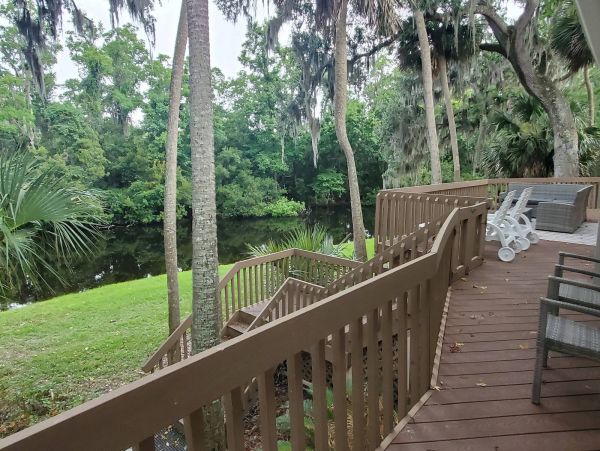 Tranquil 5-Bedroom Retreat with Resort Amenities in Hilton Head