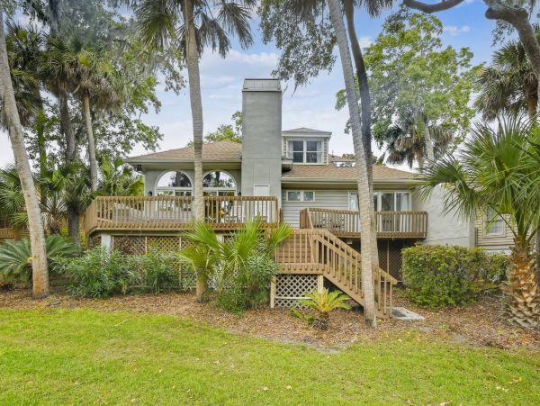 Tranquil 5-Bedroom Retreat with Resort Amenities in Hilton Head