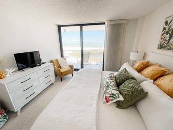 Marco Island Ocean View Condo For 6