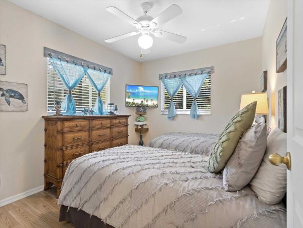 Four Bedroom Home with Private Pool in Cape Coral Sleeps 11