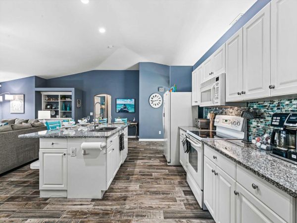 Cape Coral 4 Bedroom Pool Home with Canal View & Dock