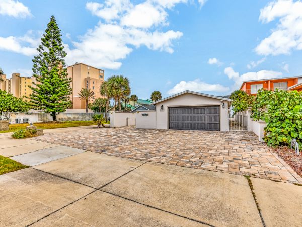 Daytona Beach Home 1023394