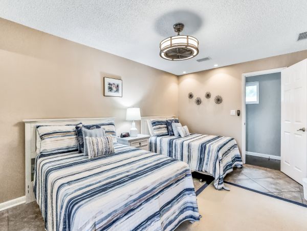 Daytona Beach Home 1023394