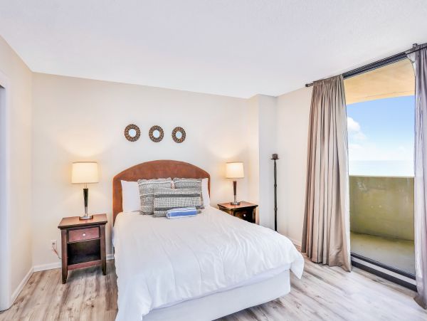 Daytona Beach Home 1023398